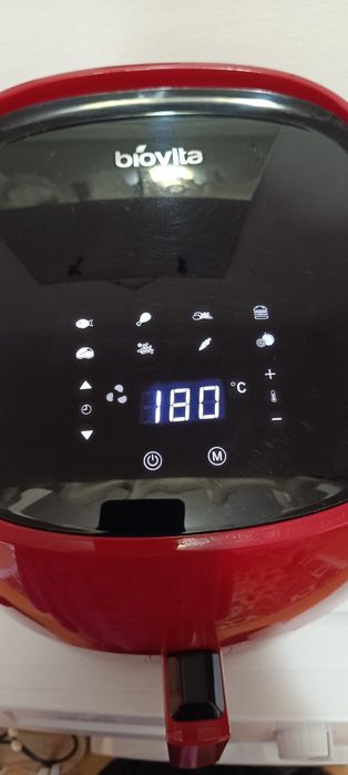 Vând fripotza cu aer cald biovita