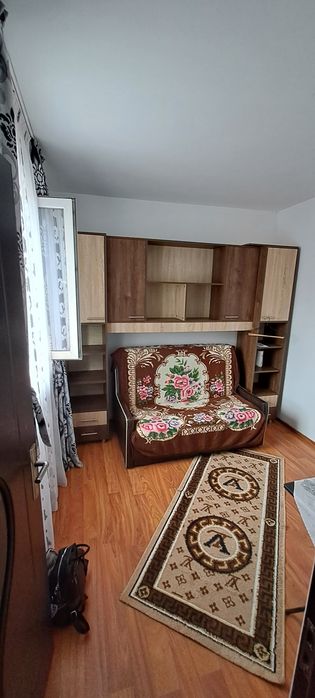 Garsoniera de închiriat pe termen lung  .ĺ