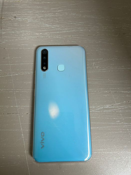Vivo y19 256/8гб