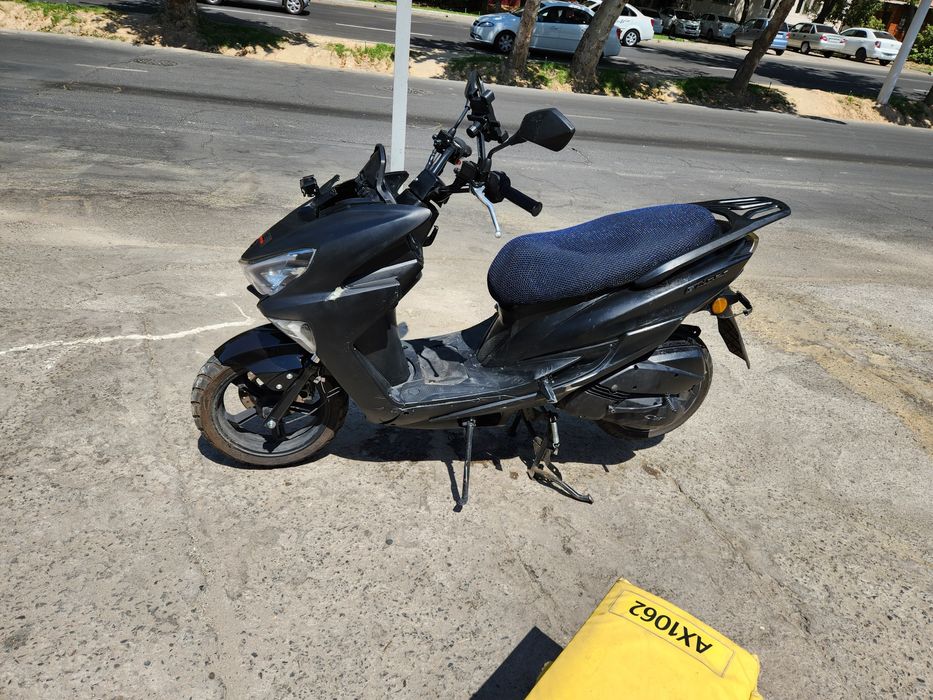 GST Gtiger skuter sotiladi