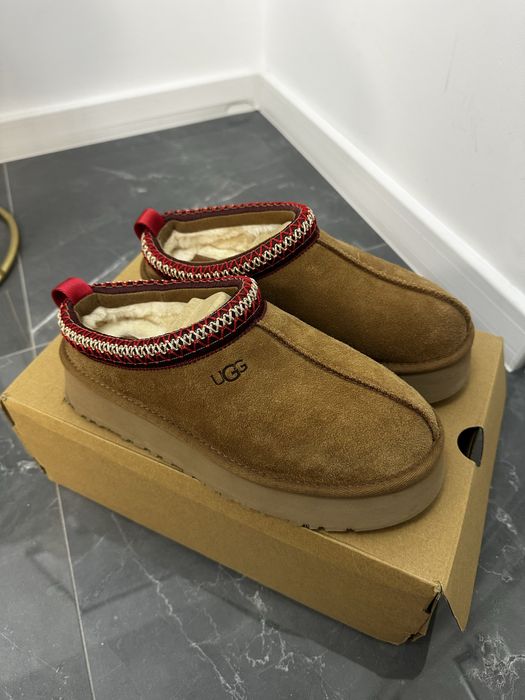 Cizme Ugg Tazz marimea 39