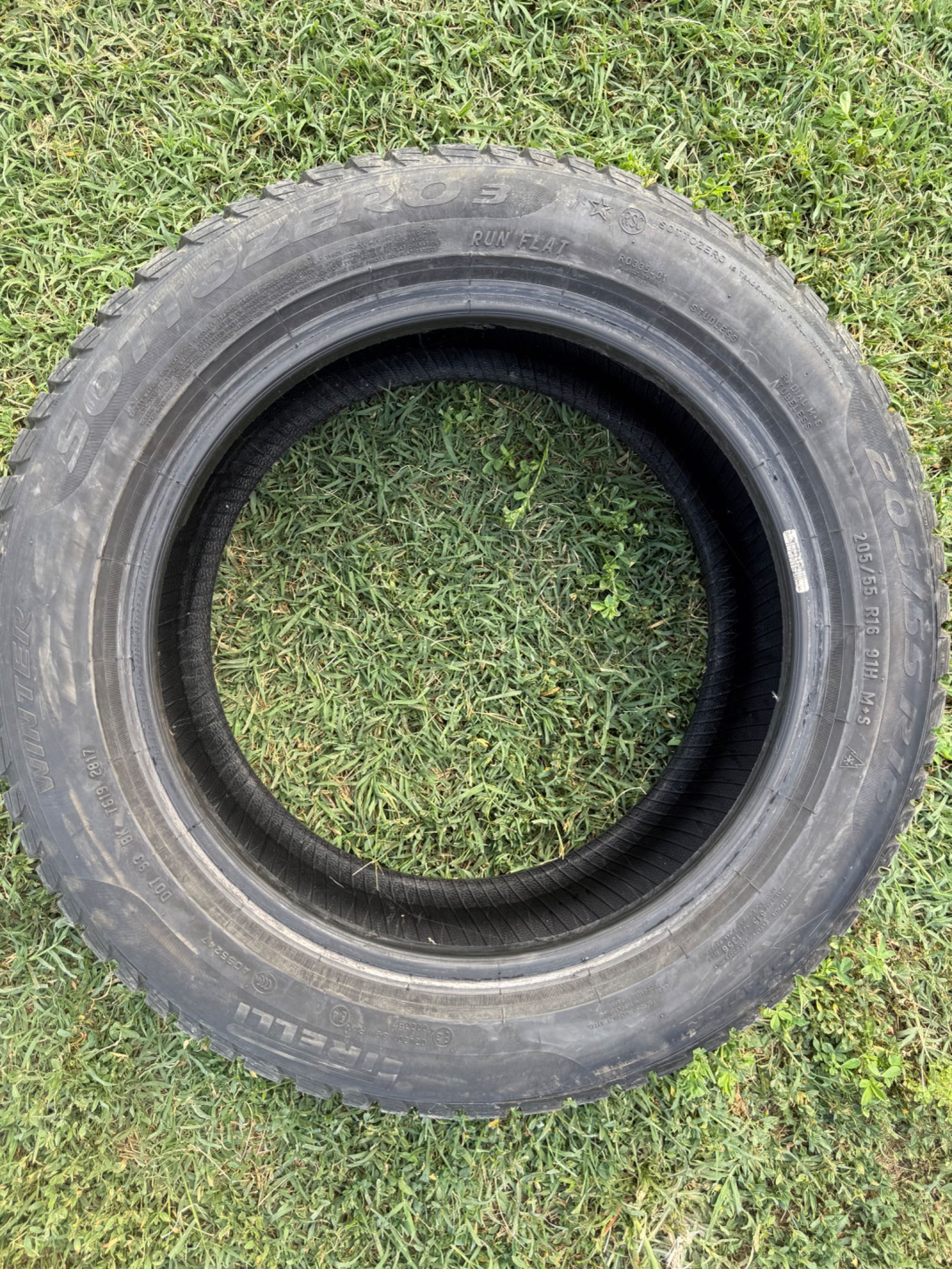 Зимни гуми Pirelli 205/55/16 runflat
