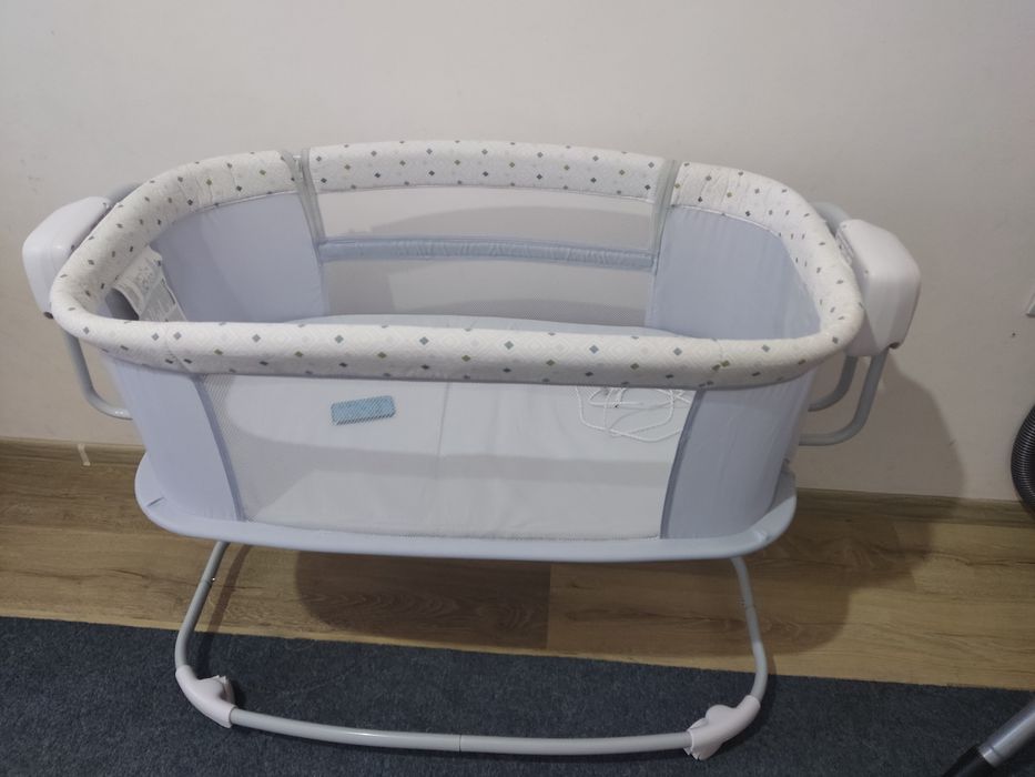 Детская кровать, качалка