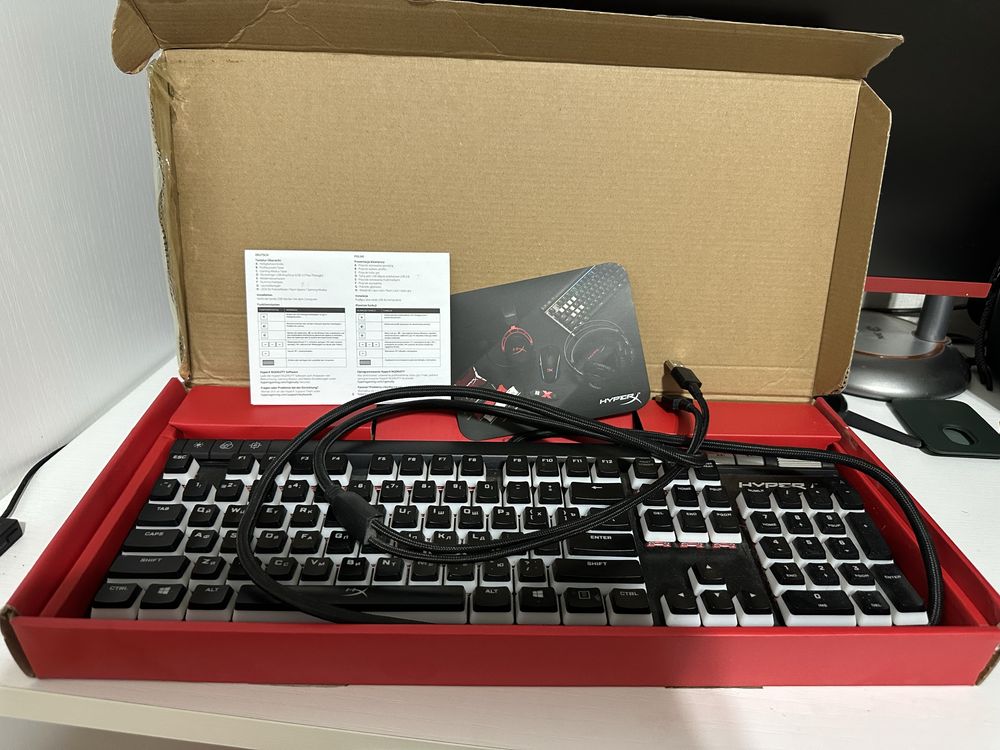 Клавиатура HyperX alloy ellite 2