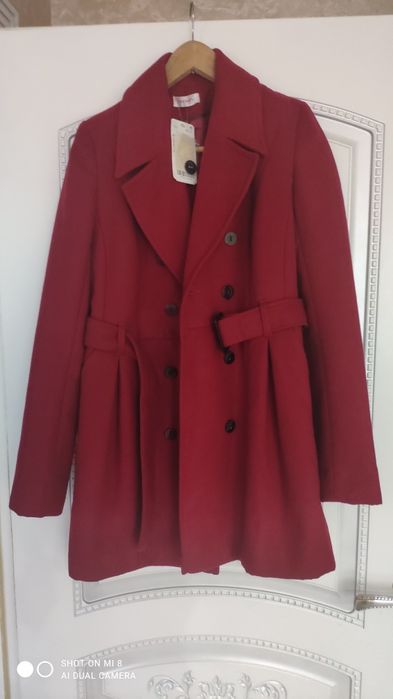 пальто девочковое 44 р новая