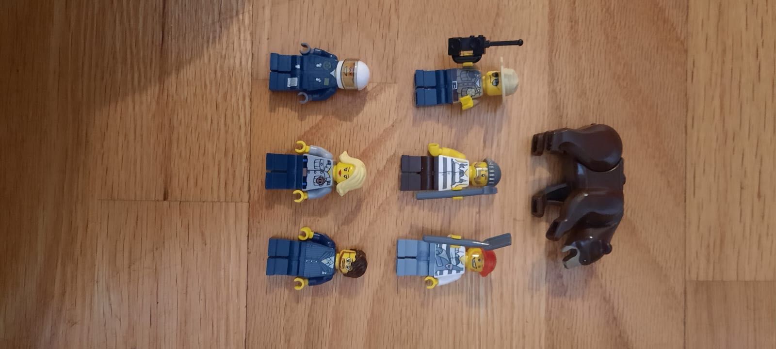 Lego Sectia de Politie din Padure Cod lego: 4440
