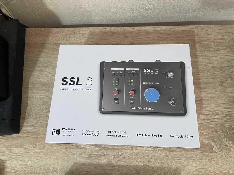 Solid State Logic SSL 2 - аудио интерфейс / саунд карта