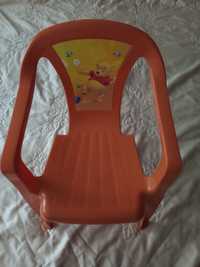 Детско столче пластмасово