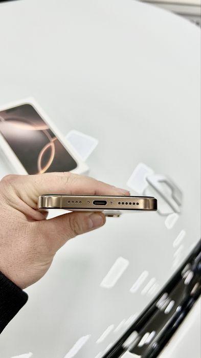 Iphone ayfon 16pro max sotiladi ideal