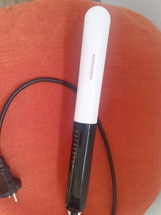 Продавам преса за коса GRUNDIG