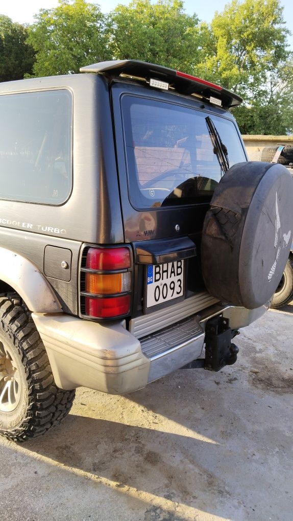 Mitsubishi Pajero 2