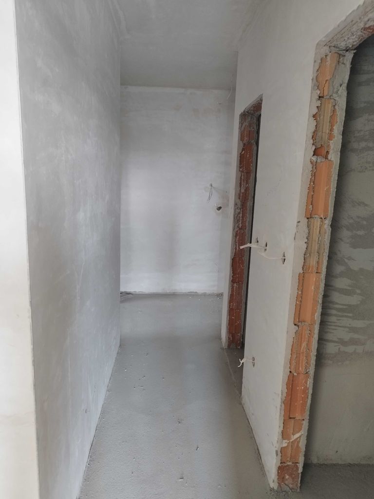 Продава се Тристаен апартамент в Пловдив, Гагарин - 126 кв.м за 1191 €/кв.м - Снимка #13