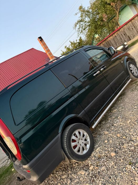 Vând mercedes vito