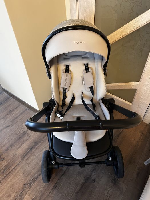 Бебешка количка 3в1 Chipolino Магнум 2025