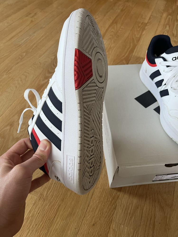 Adidas hoops 3.0