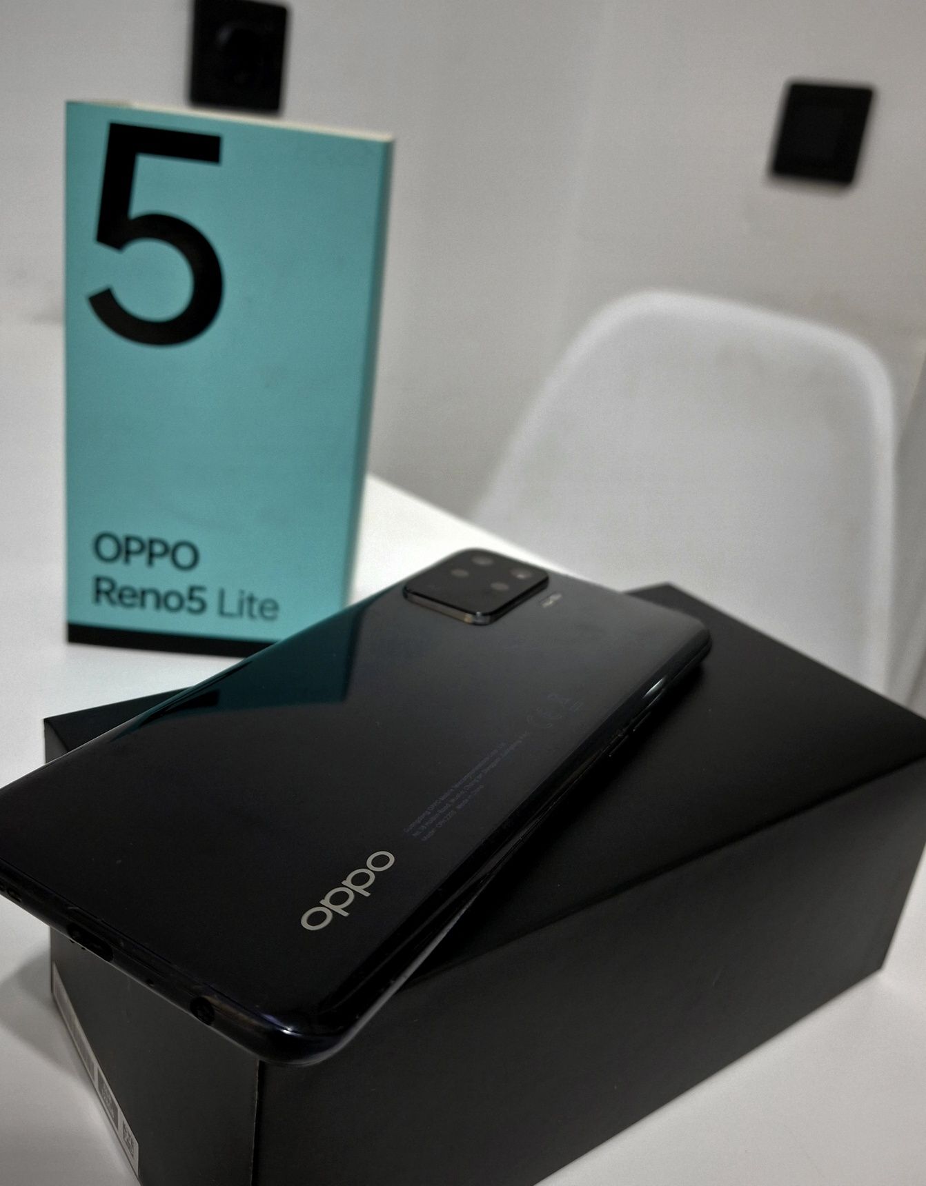Oppo reno 5 lite