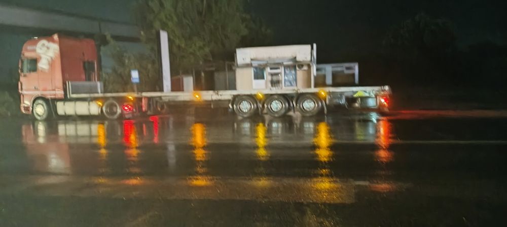 Semiremorca platformă