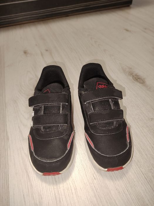 Детски маратонки 27 и 29 номер