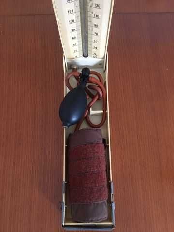 Продам тонометр раритет