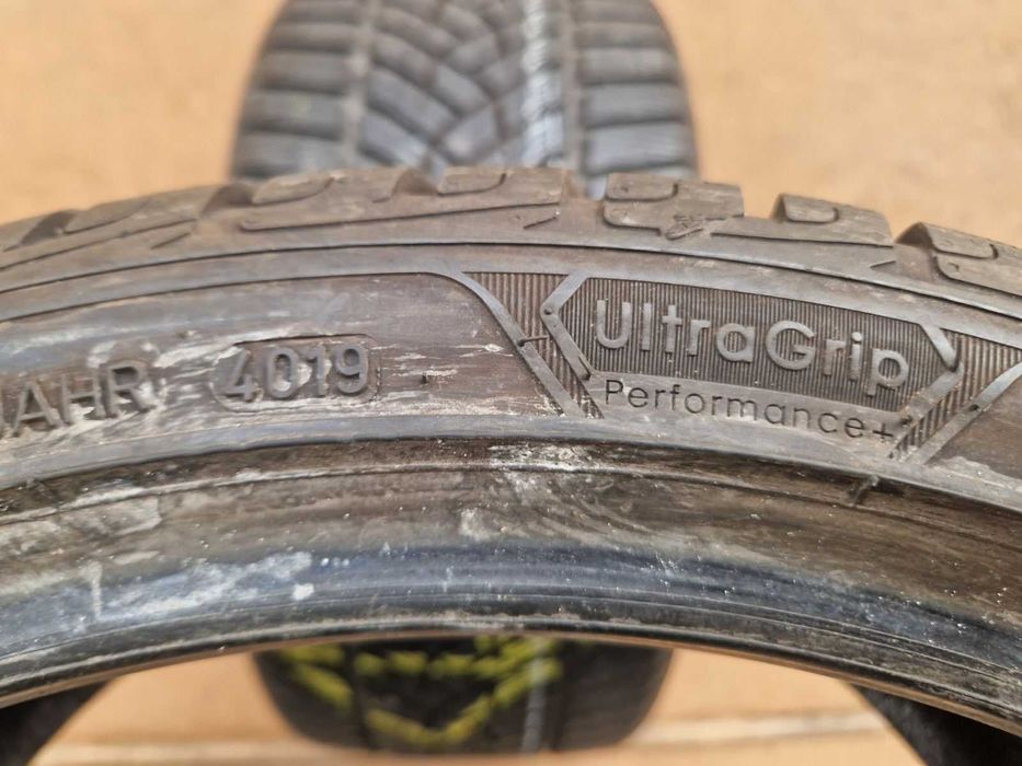 2 Goodyear R19 255/35
Зимни гуми 
DOT4019