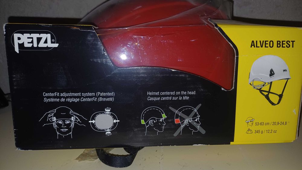 Продавам защитна каска Petzl