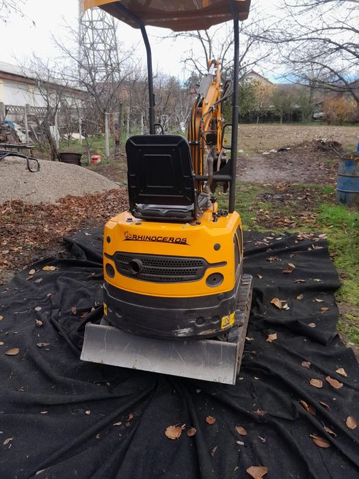 Mini excavator Rhinocerus