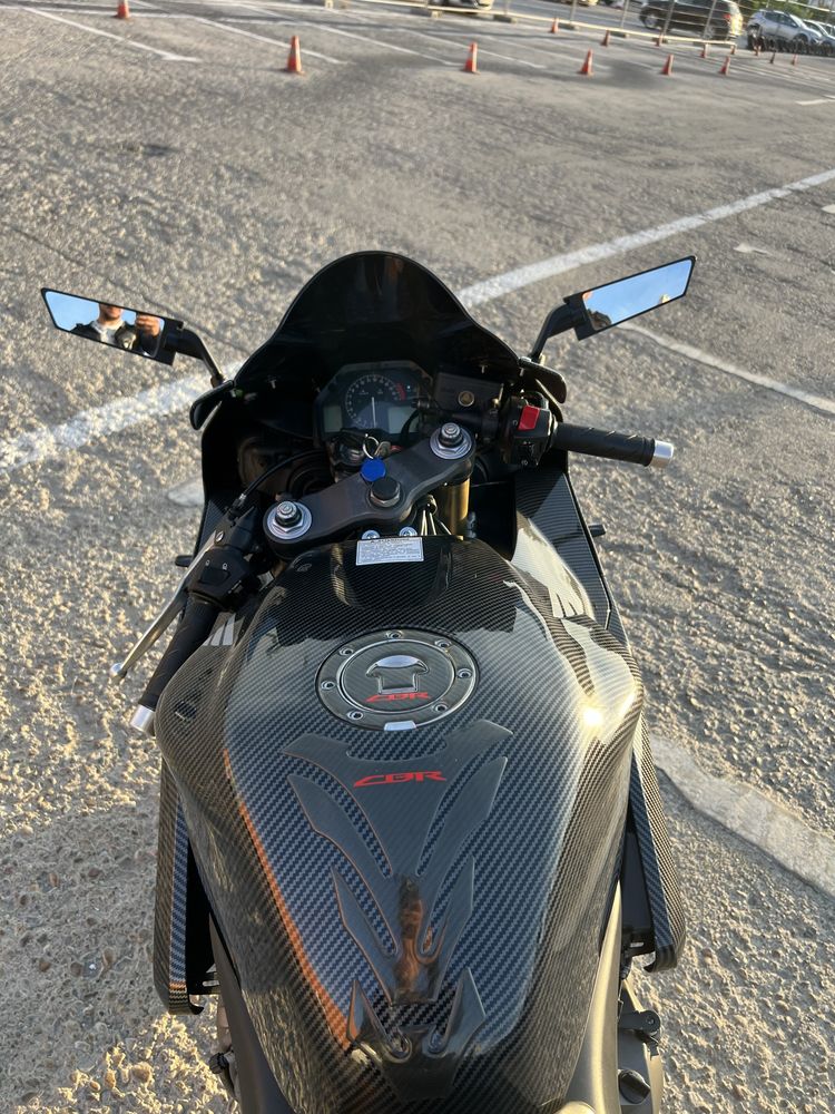Honda cbr 600 rr