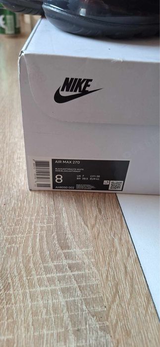 Маратонки Найк Air Max 270