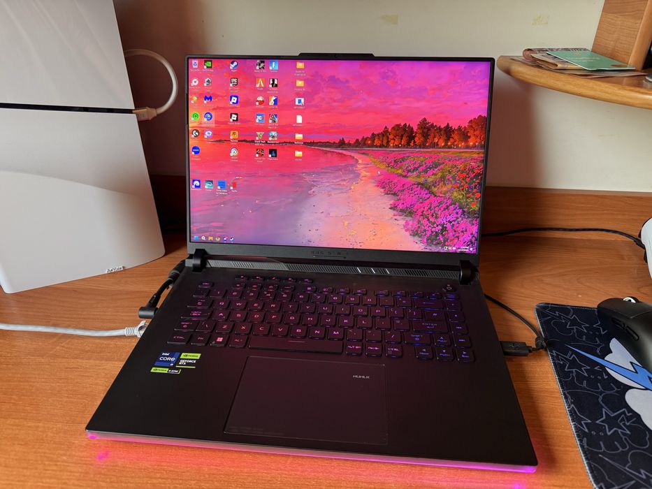Asus ROG STRIX SCAR 16 2023 (i9 + RTX 4080)