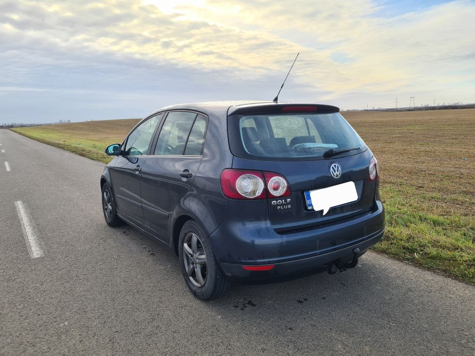 Vând golf 5 plus