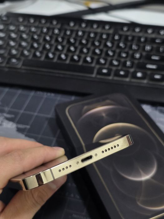 Iphone 12 pro max LL/A  128gb ideal