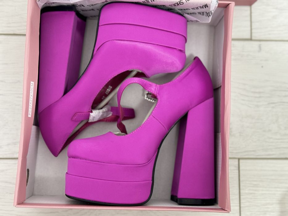 Pantofi platforma si toc fucsia