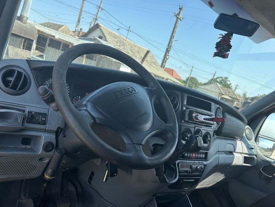 Iveco daily autoplatforma euro4 3.0 180 cp