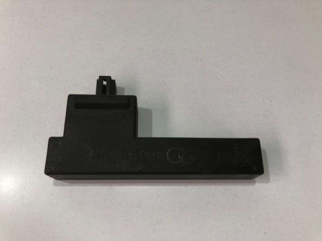Antena keyless go Audi A8 (2009-2017) [4H] D4 4h0907247