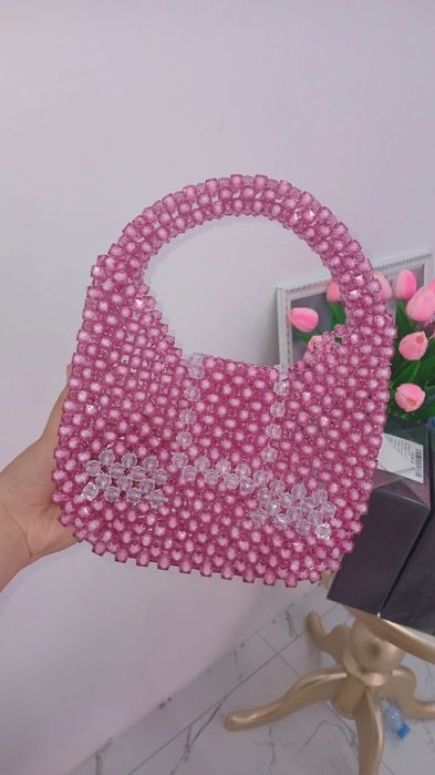 Zakazga munchoqli sumkalar to'qib beramiz