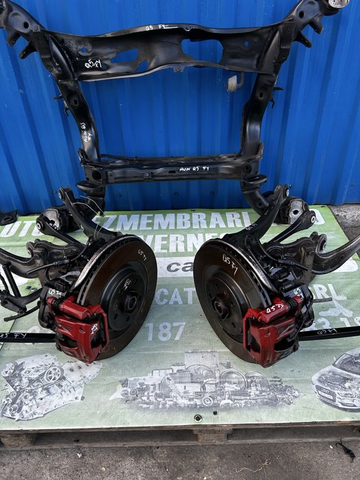 Fuzetă dreapta spate completă cu brațe și basculă Audi Q5 FY 2.0 Tdi