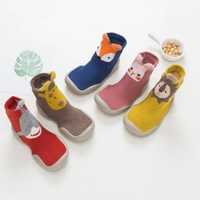 Детски чорапи с гумена подметка,  различни номера и  цветове