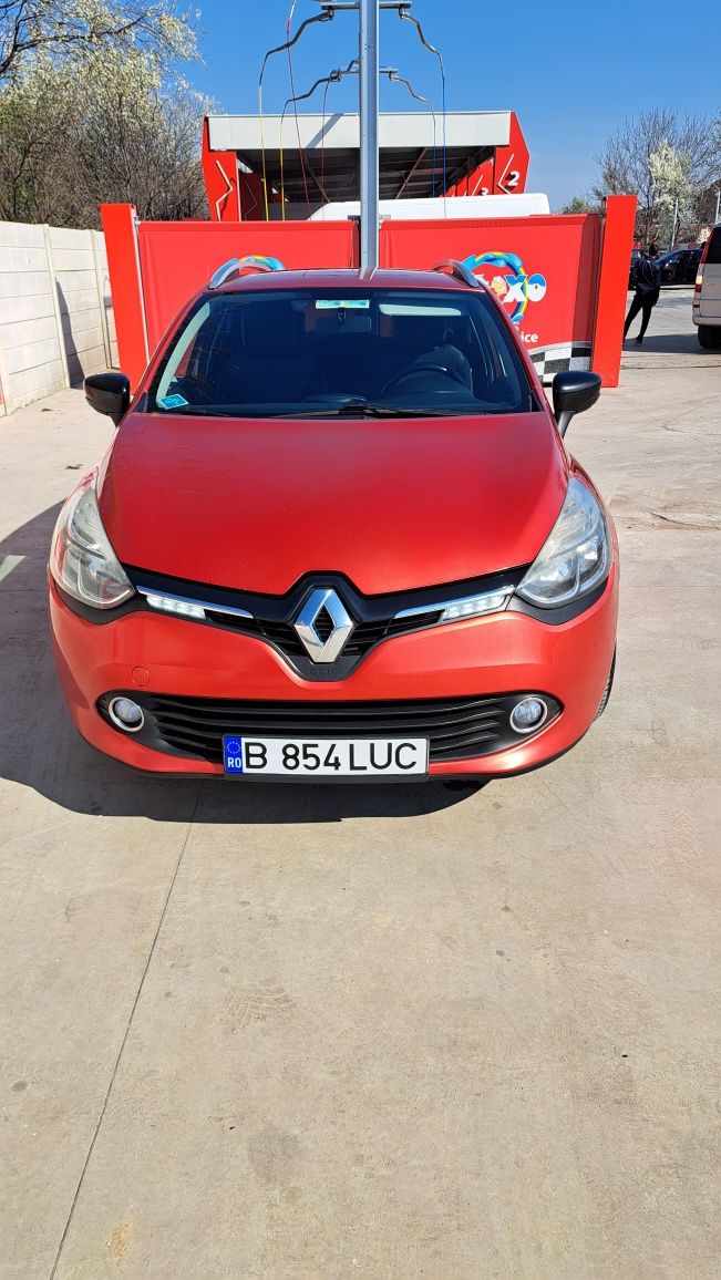 Renault clio IV 0,9 tce.  Vand sau schimb cu logan diesel