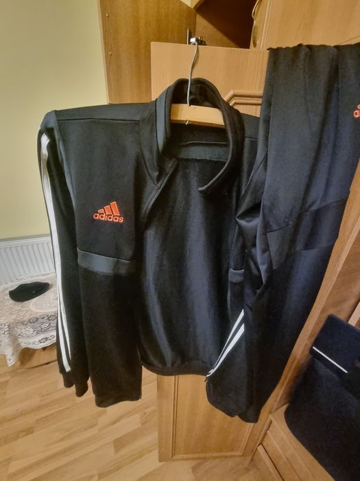 Vand trening marca Adidas