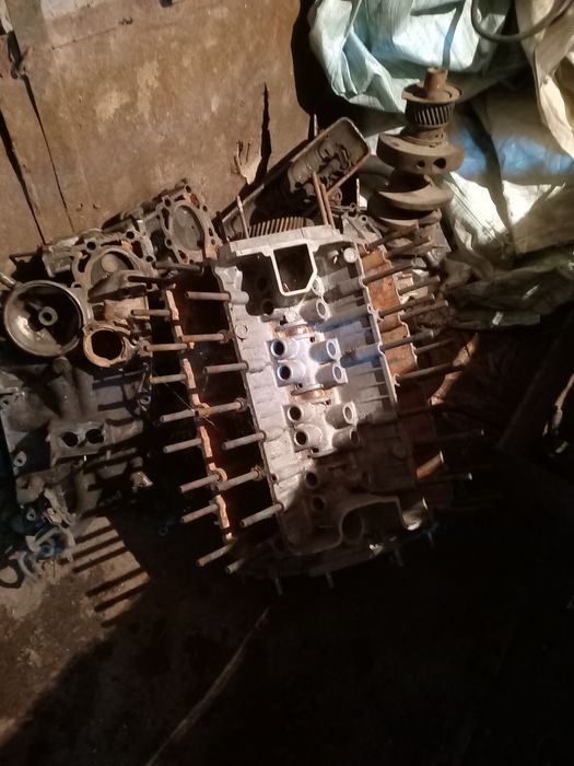 Продам запчасти на газ53