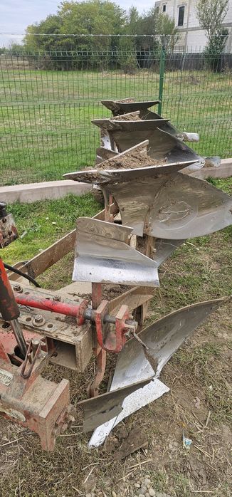 Plug tractor Goizin 4 brazde (3+1)