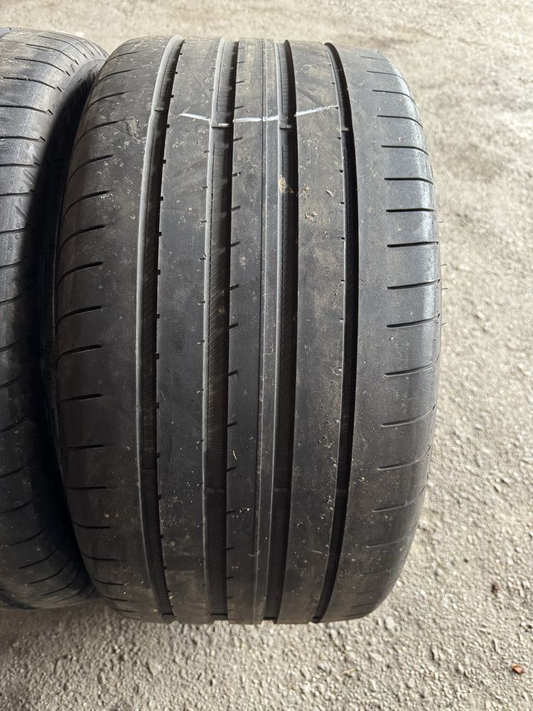 2x 295/35/21 vara ,  Goodyear