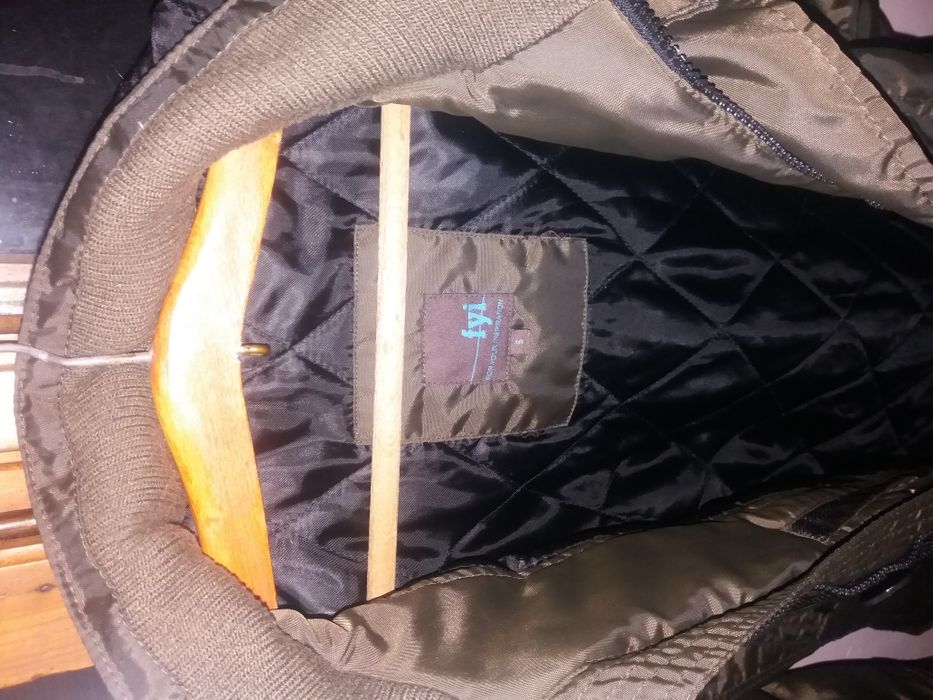 Парка нова не е обличана