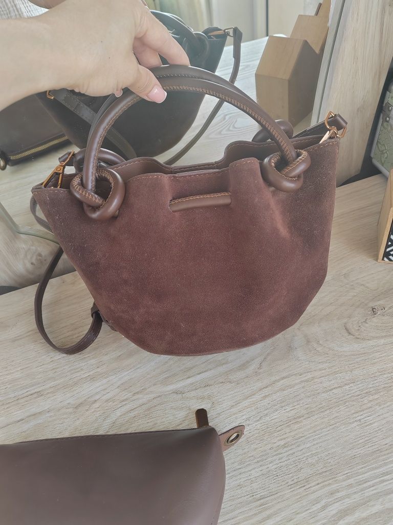 Продам  женскую сумочку