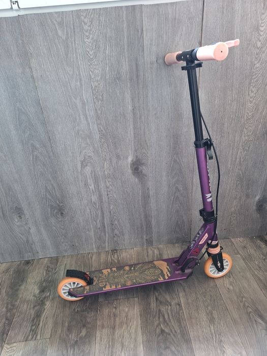 Срочно продам самокат фирменный