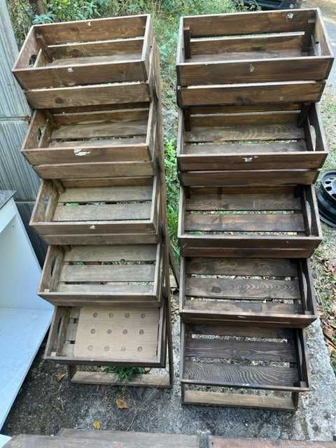 Стелажи касетки за плод и зеленчук