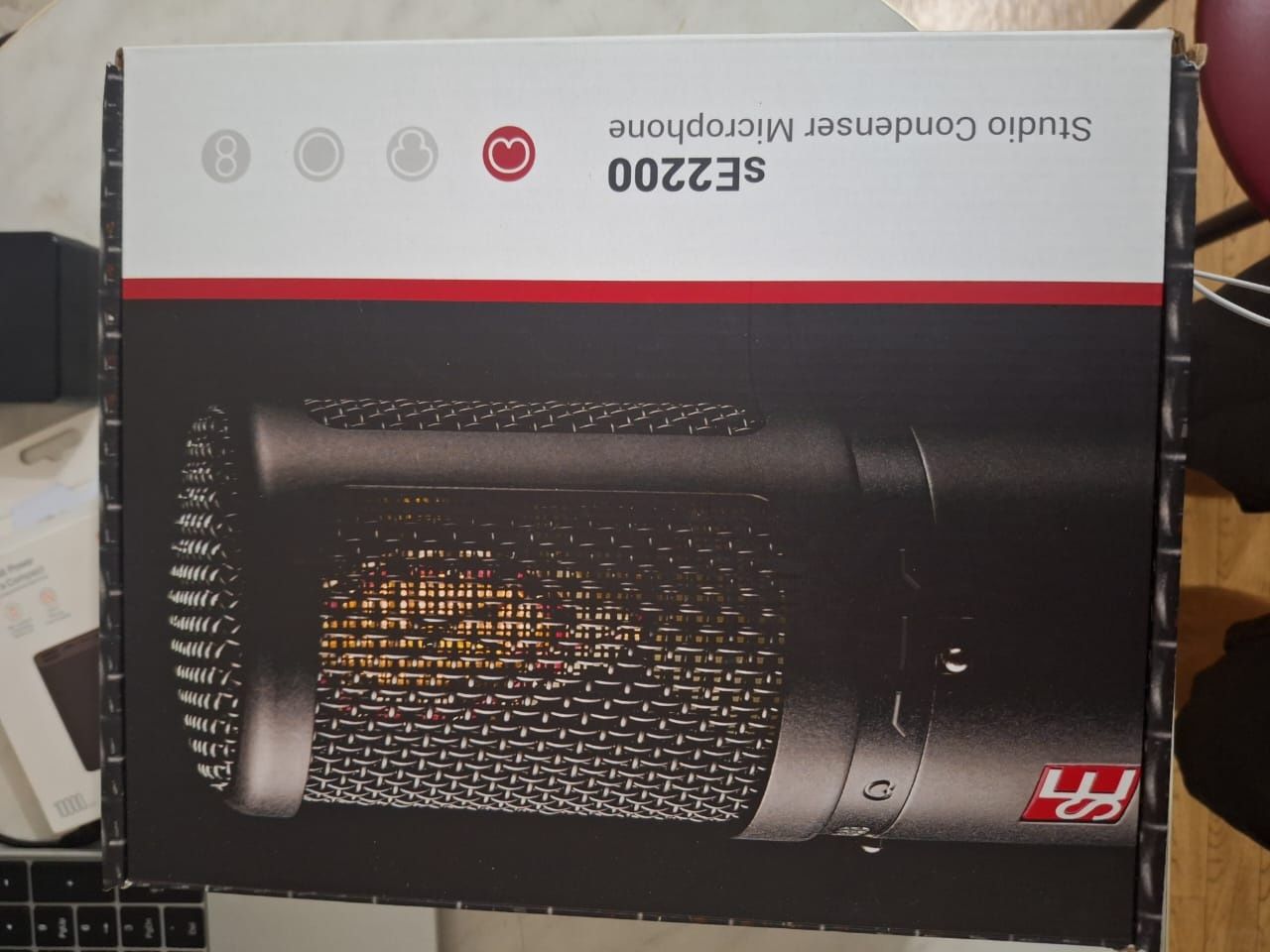 Микрофон SE ELECTRONICS 2200