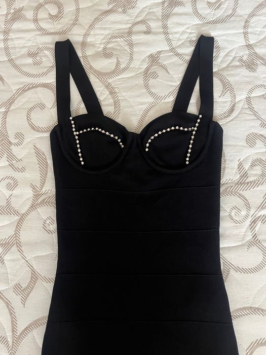 Черна рокля Bershka XS