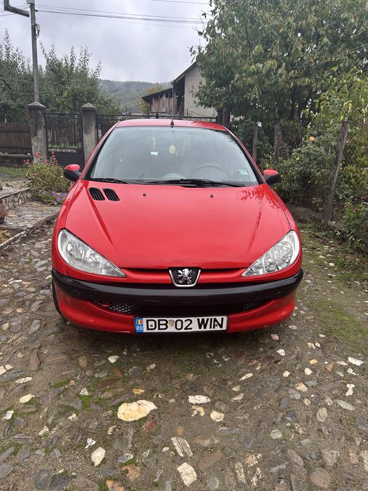 Vând Peugeot 206,An 2004, Kilometri 192.152 reali