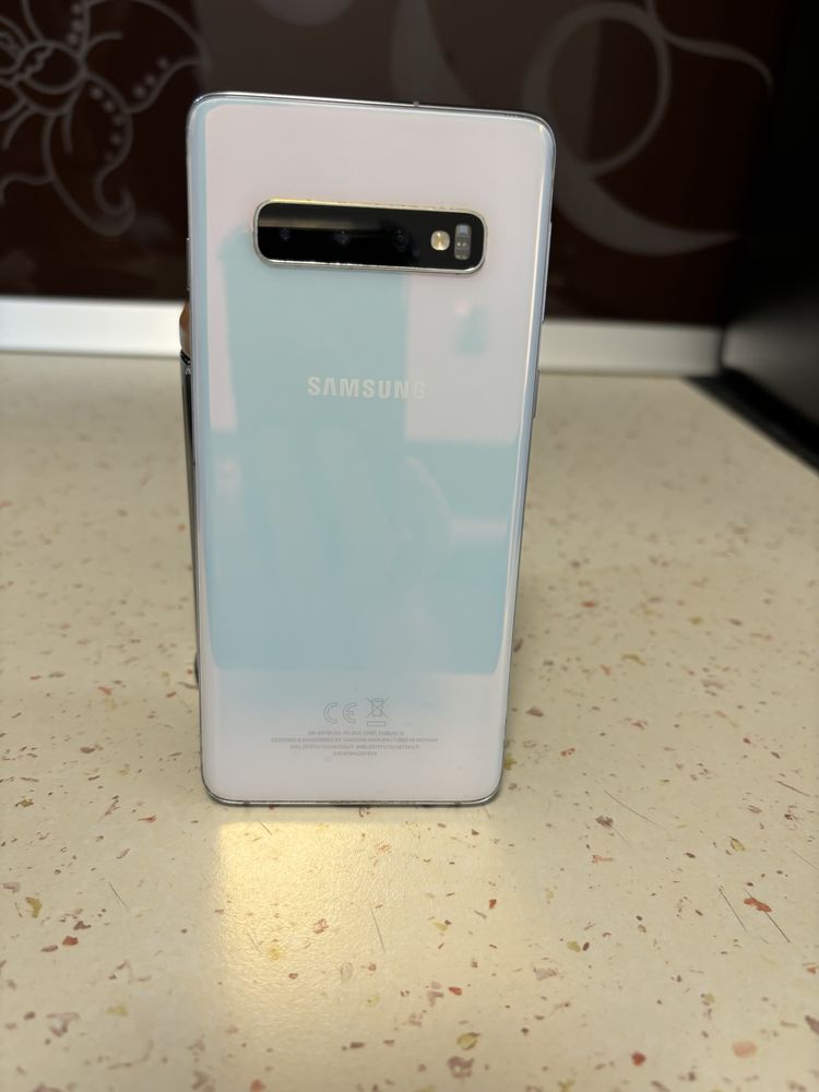 Samsung S10 128 GB